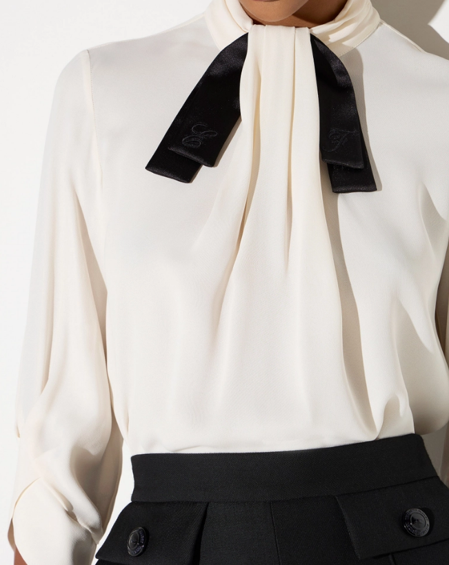 BLUSA IN GEORGETTE CON CRAVATTINO