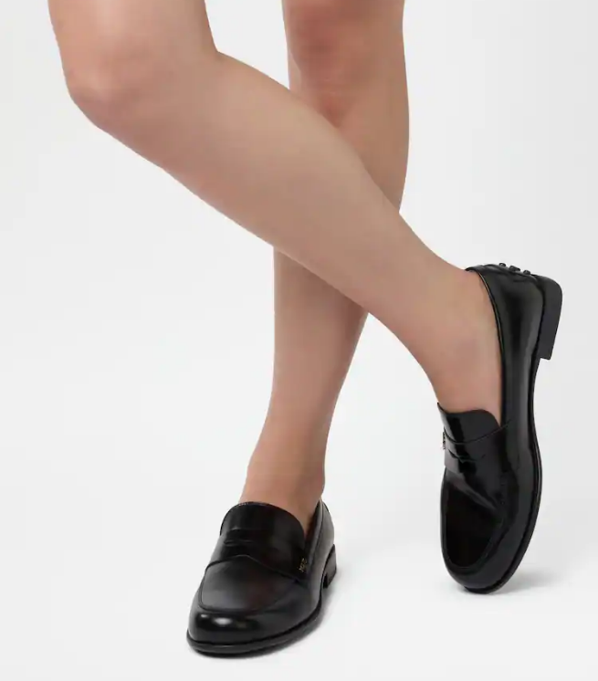 LEATHER LOAFERS