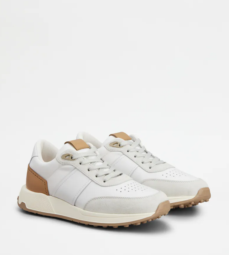 SNEAKERS IN LEATHER AND TECHNICAL FABRIC