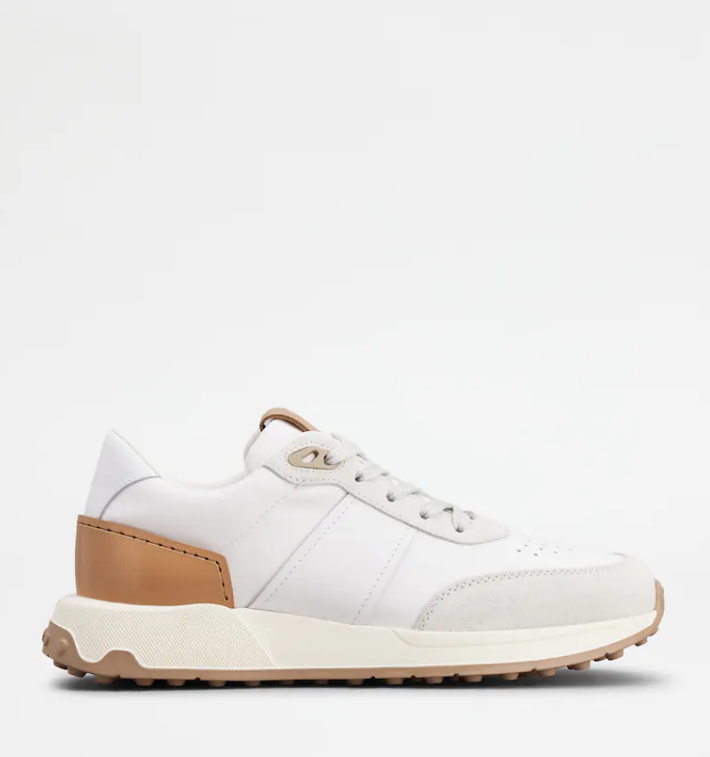 SNEAKERS IN LEATHER AND TECHNICAL FABRIC