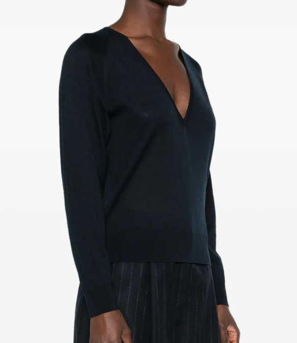 V-NECK SWEATER 