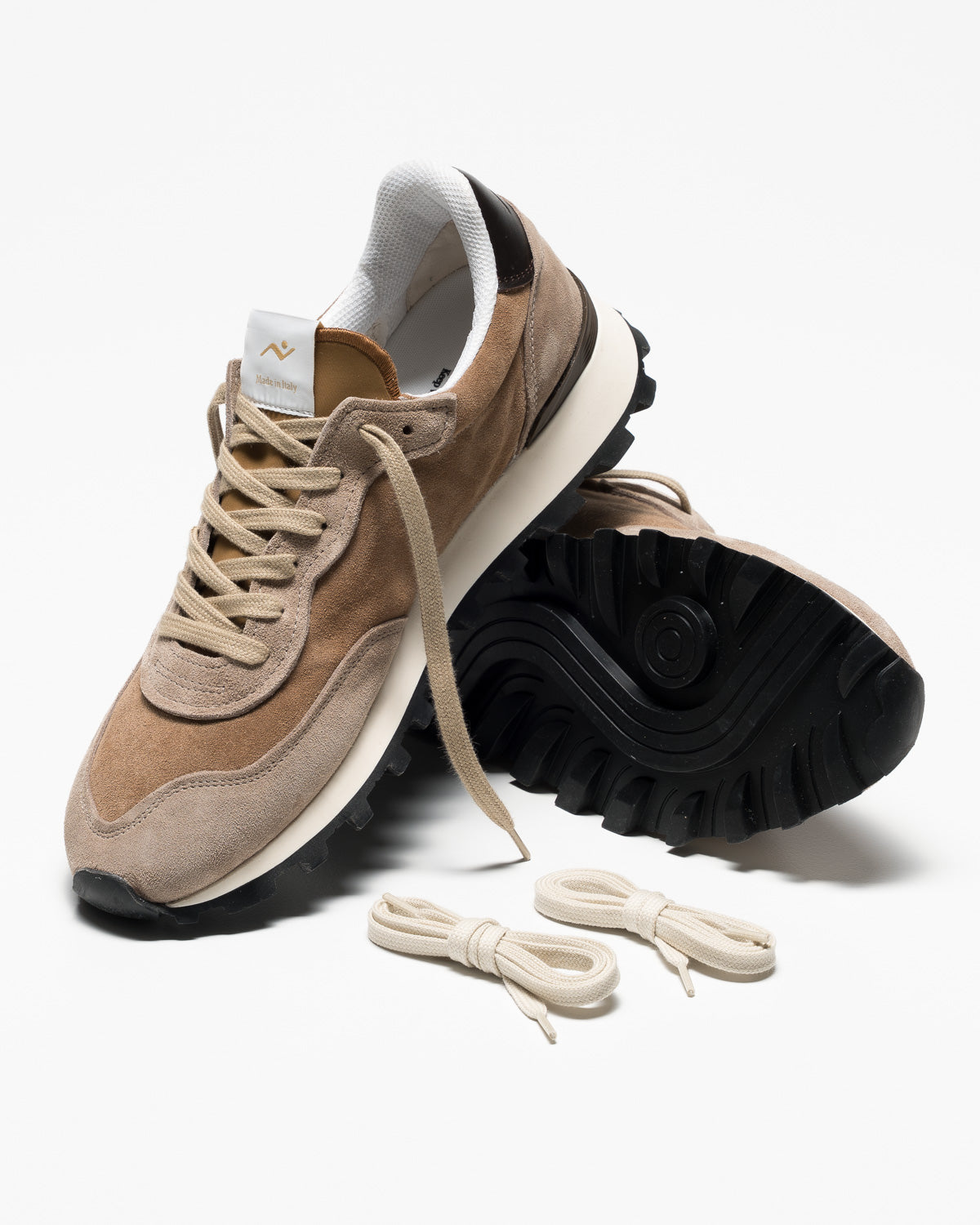 SUEDE SNEAKERS 