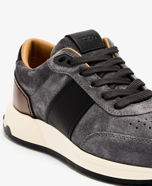 SUEDE SNEAKERS 