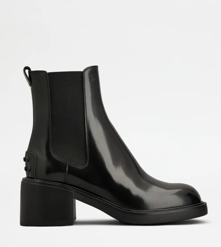 LEATHER ANKLE BOOTS 