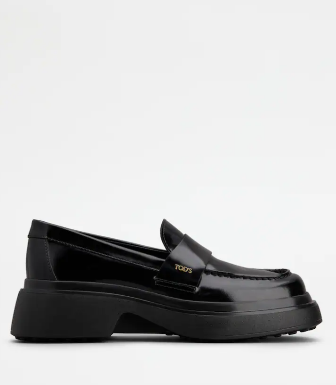 LEATHER LOAFERS 