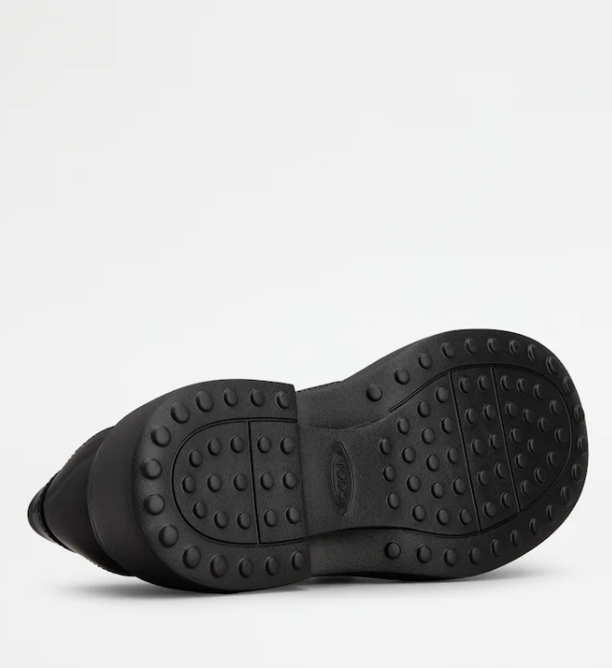 LEATHER LOAFERS 