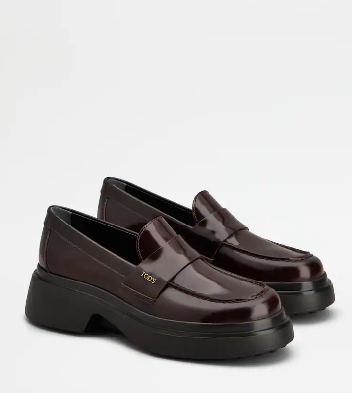 LEATHER LOAFERS 