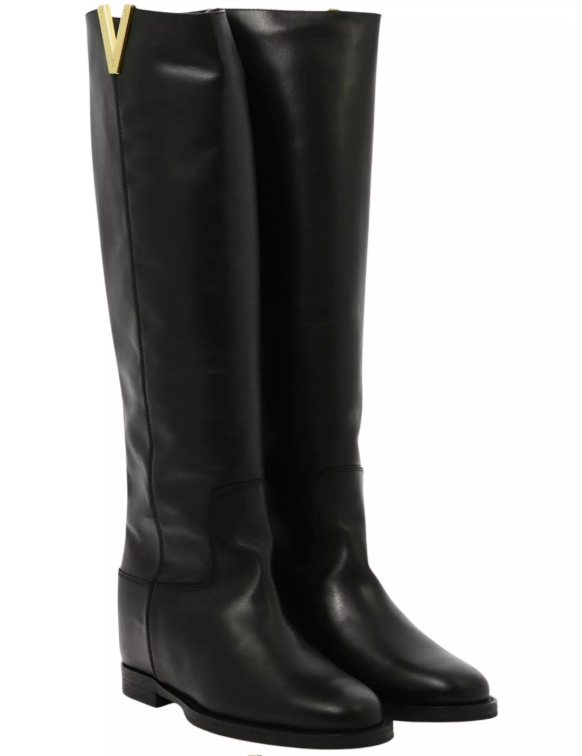 V BOOTS 