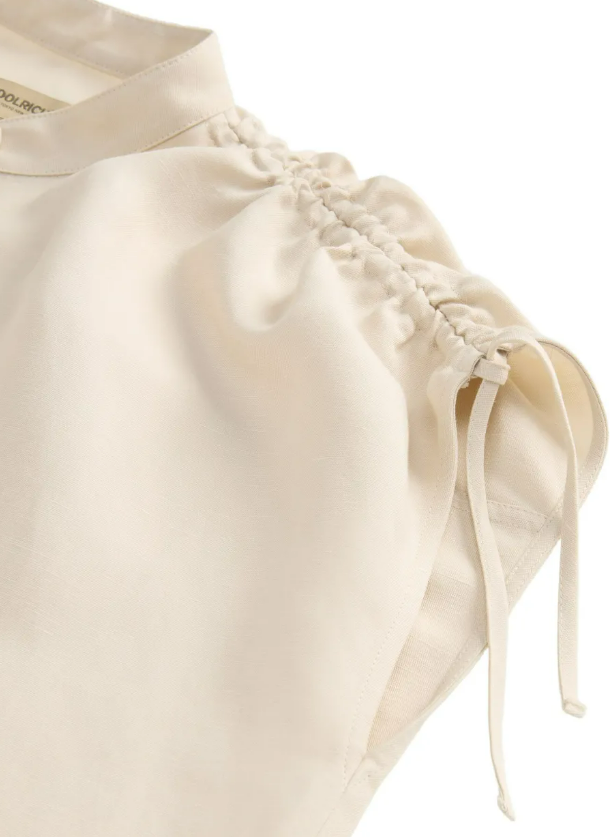 BLUSA CON COLLETTO ALLA COREANA 