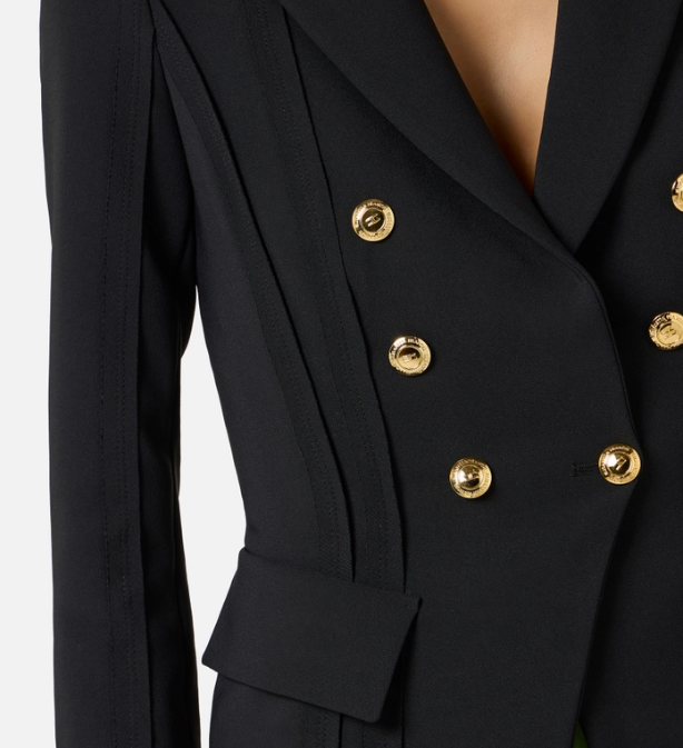 JACKET WITH RAW-CUT PATTERNS 