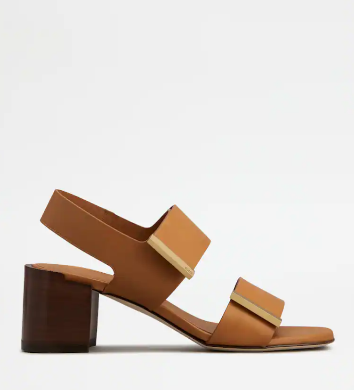 LEATHER SANDALS 