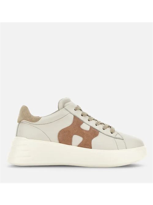 REBEL HOGAN | HXW5620DN61N1M0RV80RV8